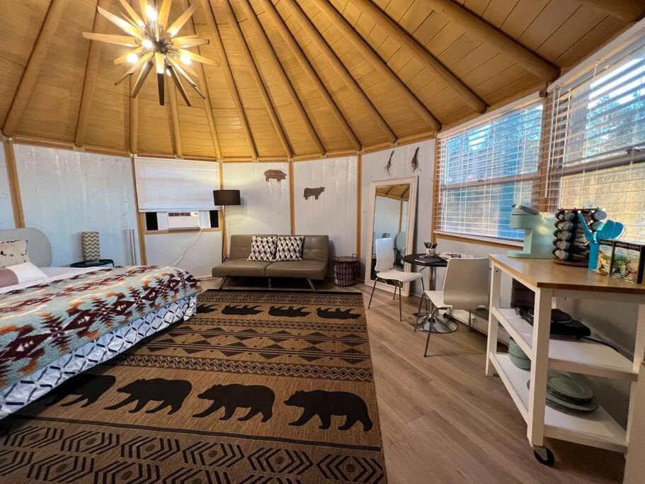 Villa Glamping-Sky Dome Yurt-Tiny House-2 By Lavenders Field Valley Center Exterior foto