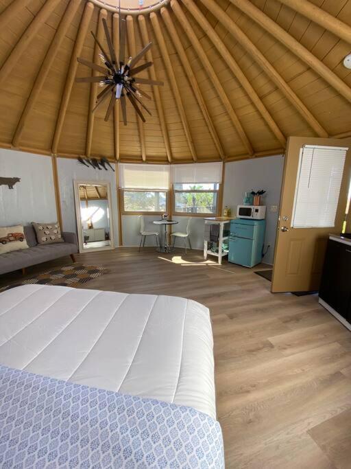 Villa Glamping-Sky Dome Yurt-Tiny House-2 By Lavenders Field Valley Center Exterior foto