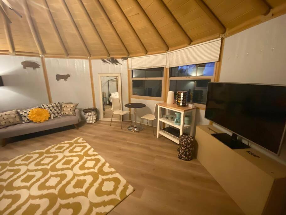 Villa Glamping-Sky Dome Yurt-Tiny House-2 By Lavenders Field Valley Center Exterior foto
