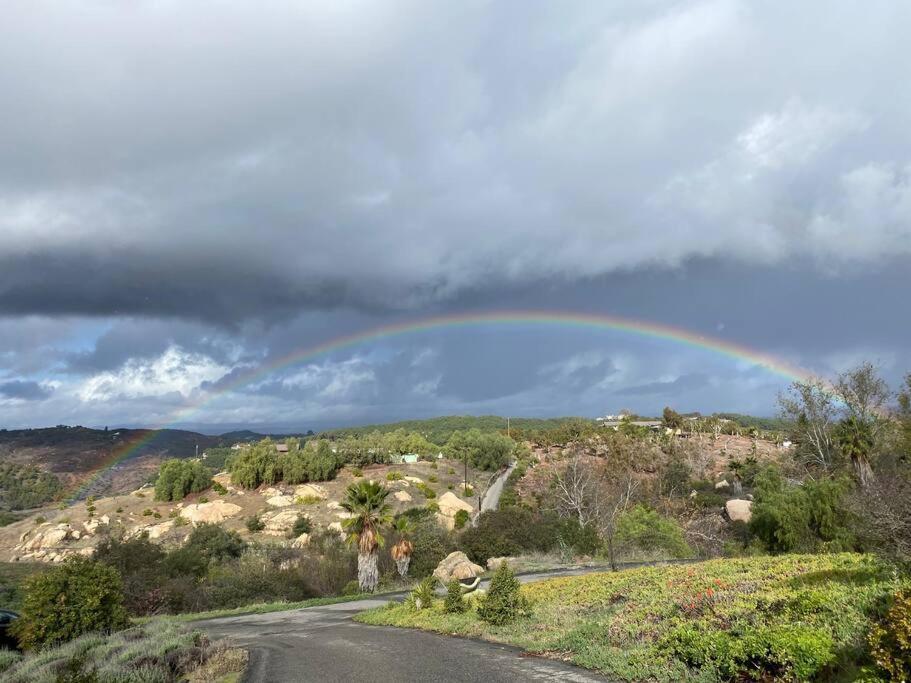 Villa Glamping-Sky Dome Yurt-Tiny House-2 By Lavenders Field Valley Center Exterior foto