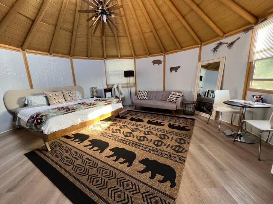 Villa Glamping-Sky Dome Yurt-Tiny House-2 By Lavenders Field Valley Center Exterior foto